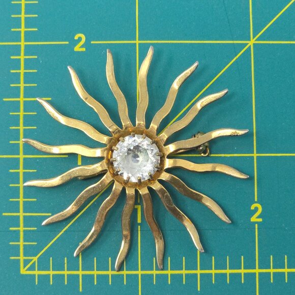 Vintage Sarah Coventry Sunburst Brooch Gold Tone Rhinestone Pin - Picture 5 of 7